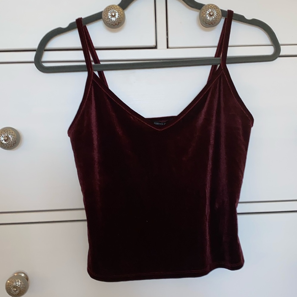 Preloved cropped velour cami